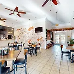 Cozy Vibes - Tuscana Resort