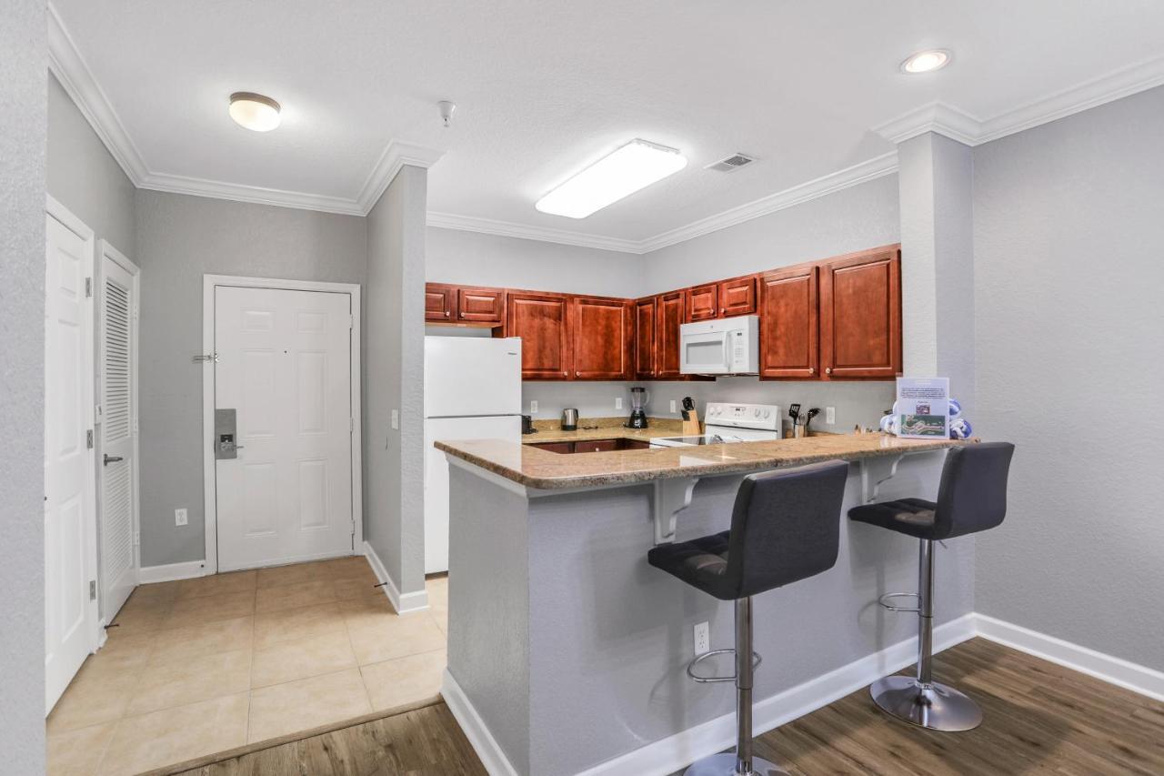 Cozy Vibes - Tuscana Apartment Kissimmee